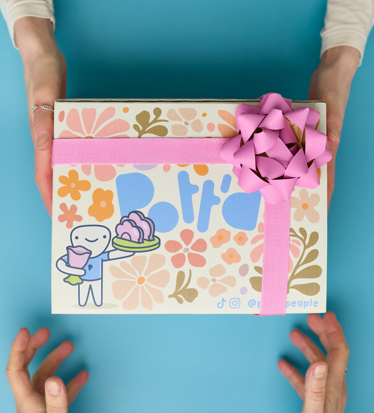 Paintables Mug, Breakfast Set & Barbie Bundle