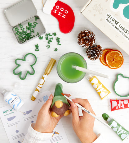 Christmas Pottery & Gingerbread Mug Bundle